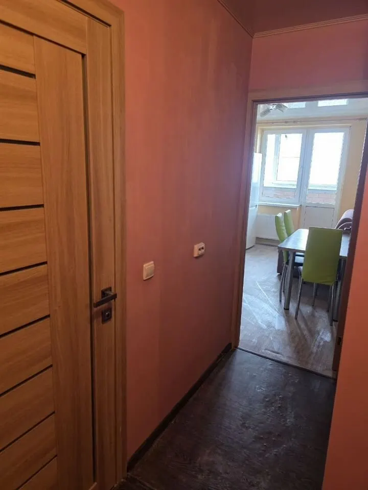 1-комн., 41 м², 16/17 этаж, мкр-н имени Петра Метальникова, ул. Петра Метальникова, 11 — фото 2