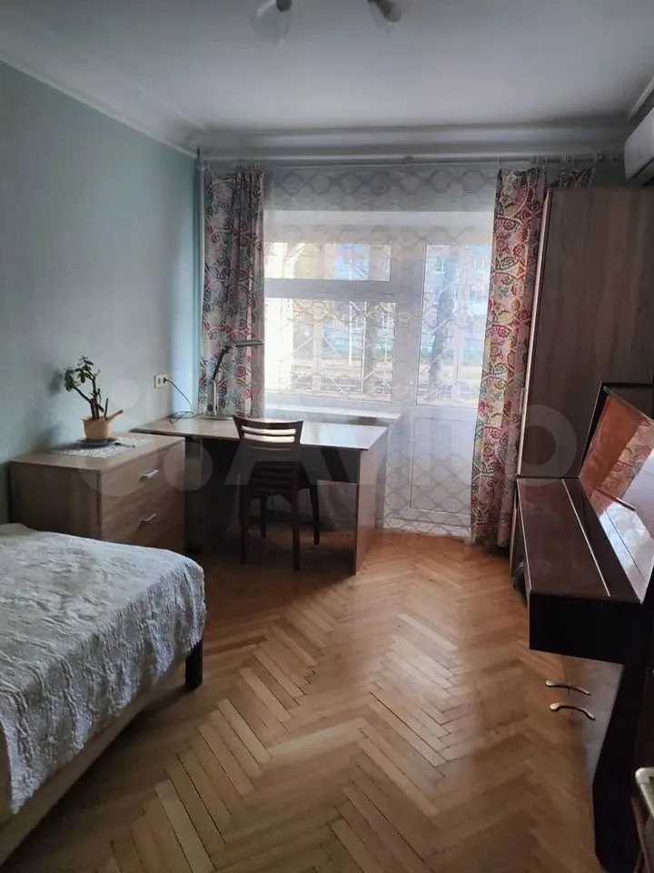 3-комн., 56.5 м², 2/5 этаж, ул. Стасова, 143 — фото 3