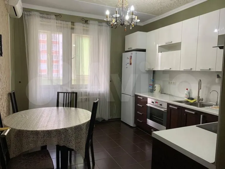 1-комн., 45 м², 5/16 этаж, ул. им. Героя Яцкова И.В., 2 — фото 3