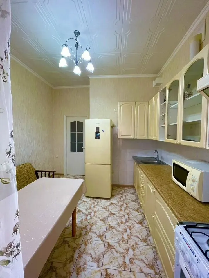 1-комн., 46.8 м², 3/5 этаж, мкр-н Центральный, Карасунская ул., 44 — фото 2