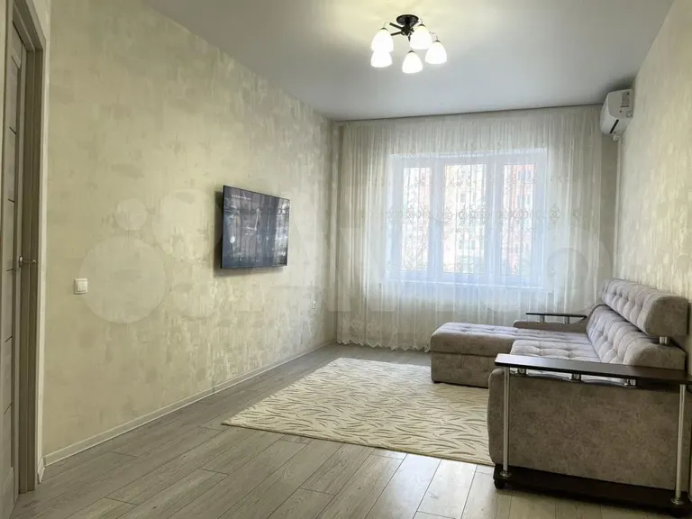 1-комн., 37 м², 2/18 этаж, ул. им. Героя Сарабеева В.И., 5к5 — фото 3
