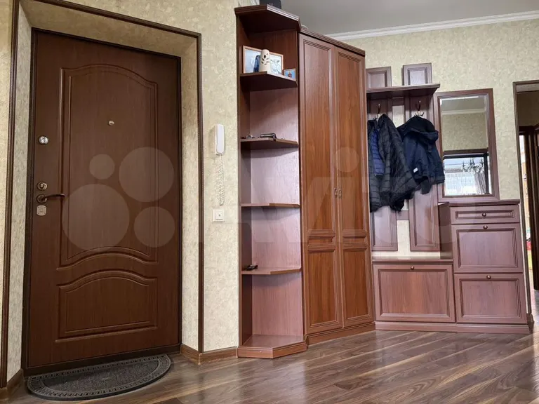 3-комн., 81 м², 2/16 этаж, Восточно-Кругликовская ул., 22/3 — фото 3