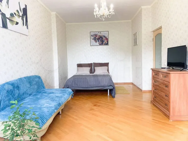 2-комн., 58 м², 5/5 этаж, мкр-н Центральный, Постовая ул., 8 — фото 2
