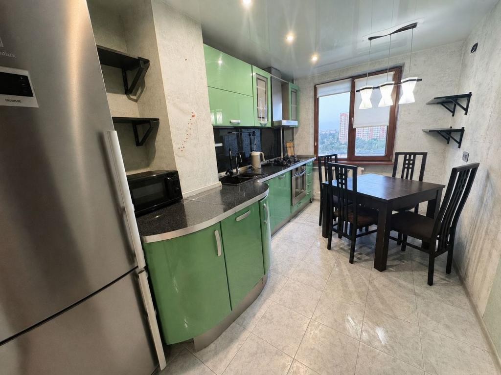 4+ комнаты, 78.2 м², 8/9 этаж, ул. имени Дзержинского, 155