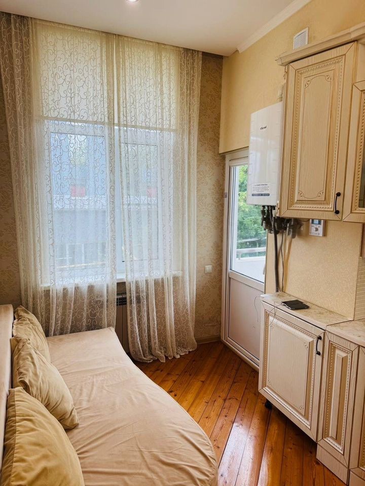 1-комн., 40.6 м², 2/10 этаж, Сочи, ул. Ленина, 284Г — фото 5