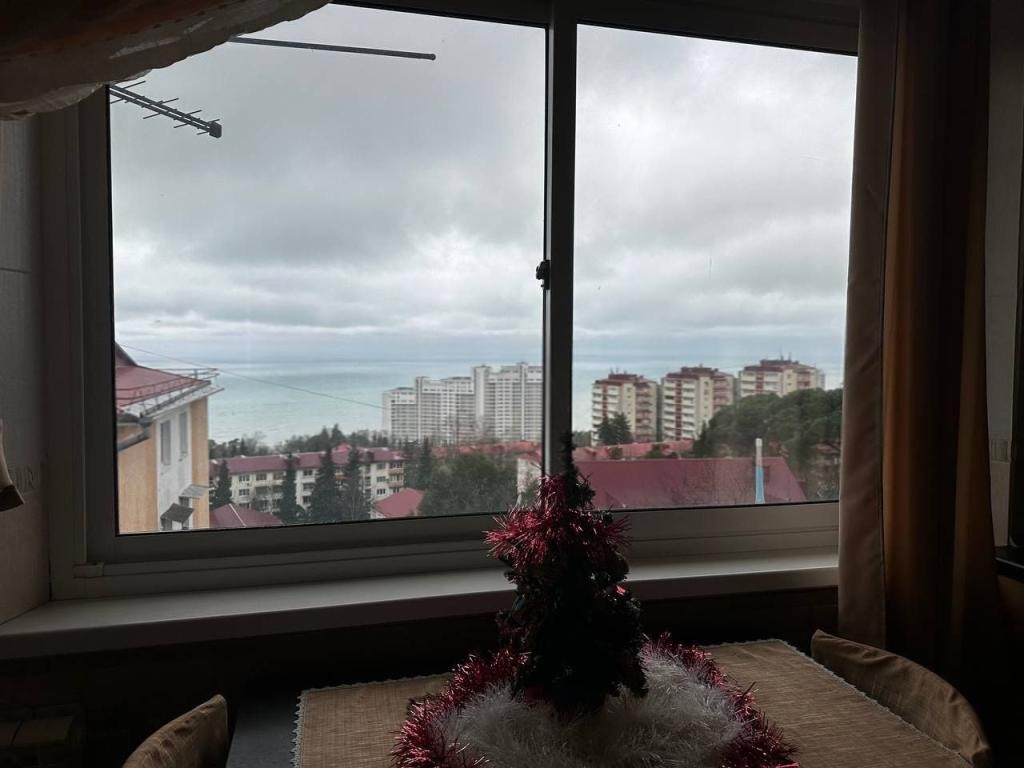 2-комн., 35 м², 5/5 этаж, Сочи, мкр-н Бытха, Лесная ул., 3