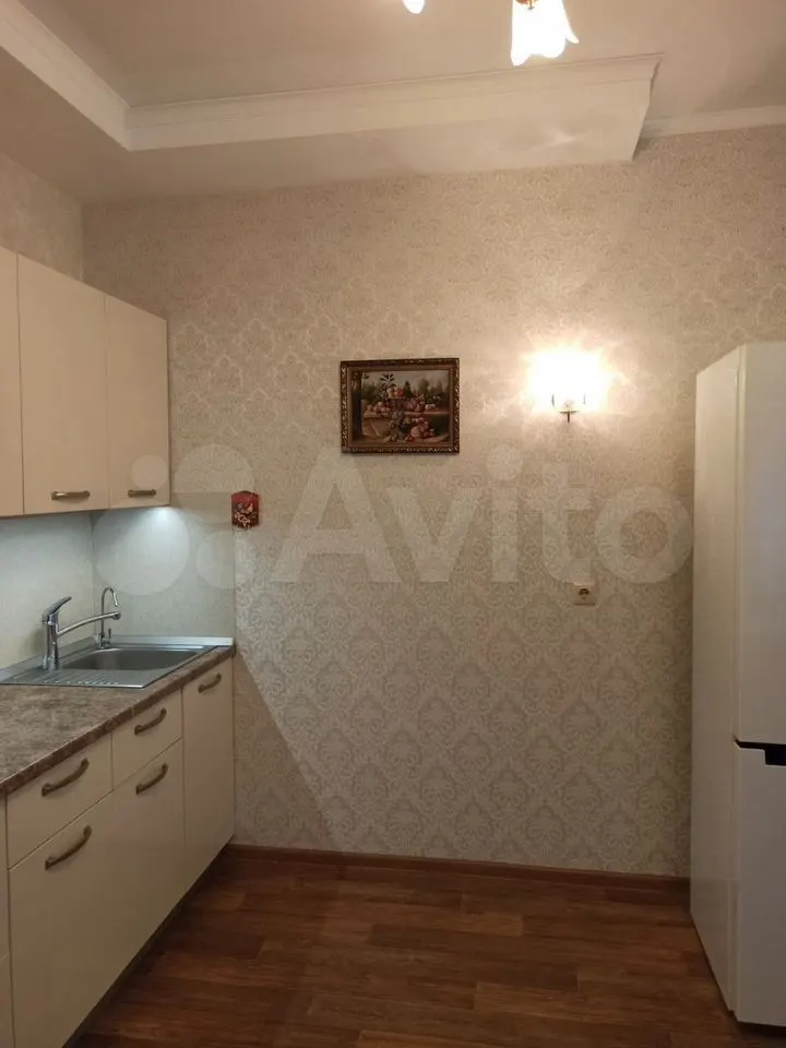 1-комн., 38 м², 2/6 этаж, Музыкальный мкр-н, ул. имени С.С. Прокофьева, 16 — фото 2