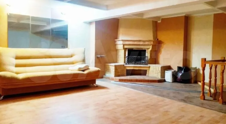 3-комн., 125.3 м², 5/5 этаж, мкр-н Центральный, ул. Володарского, 10Д — фото 2