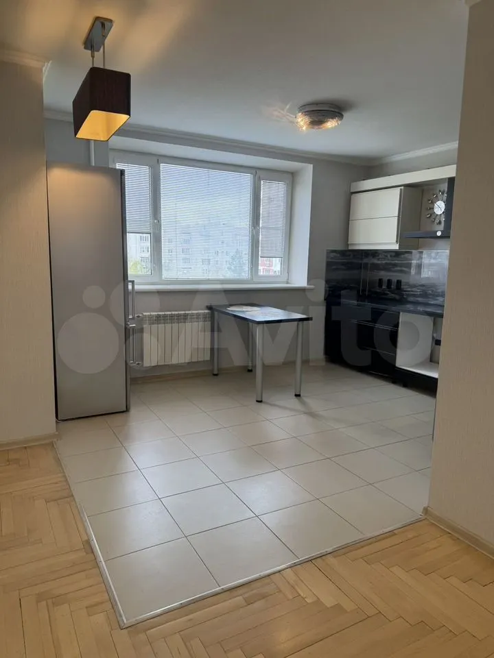 3-комн., 100 м², 5/6 этаж, мкр-н Табачная Фабрика, ул. Академика Пустовойта, 6 — фото 4