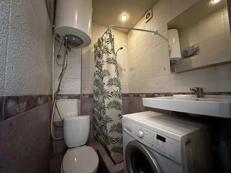 1-комн., 19.5 м², 1/4 этаж, муниципальное образование  пос. Российский, Измаильская ул., 19 — фото 4