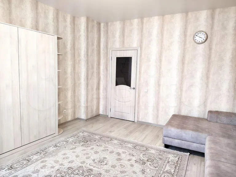 2-комн., 80 м², 4/16 этаж, ул. Володи Головатого, 174 — фото 2