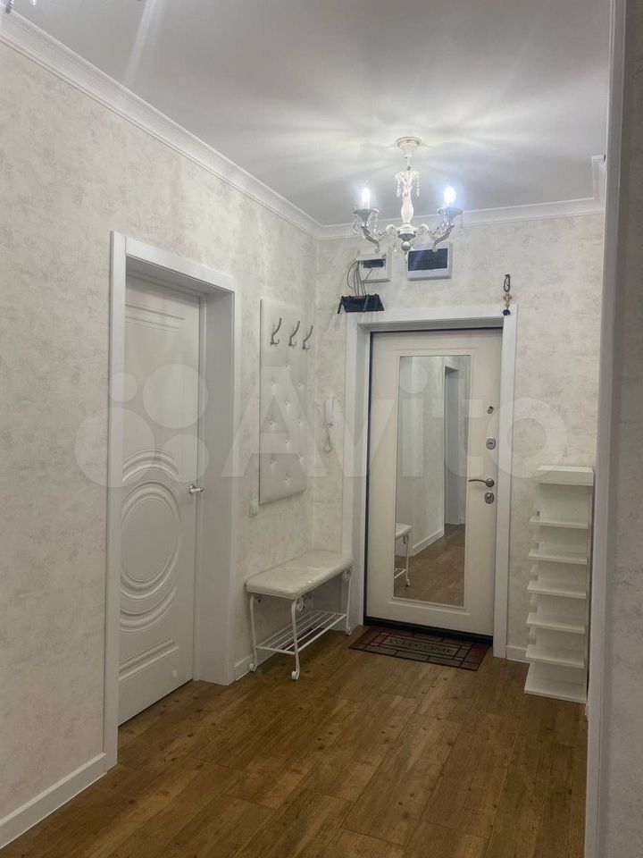 2-комн., 70 м², 10/18 этаж, ЖК «Губернский»