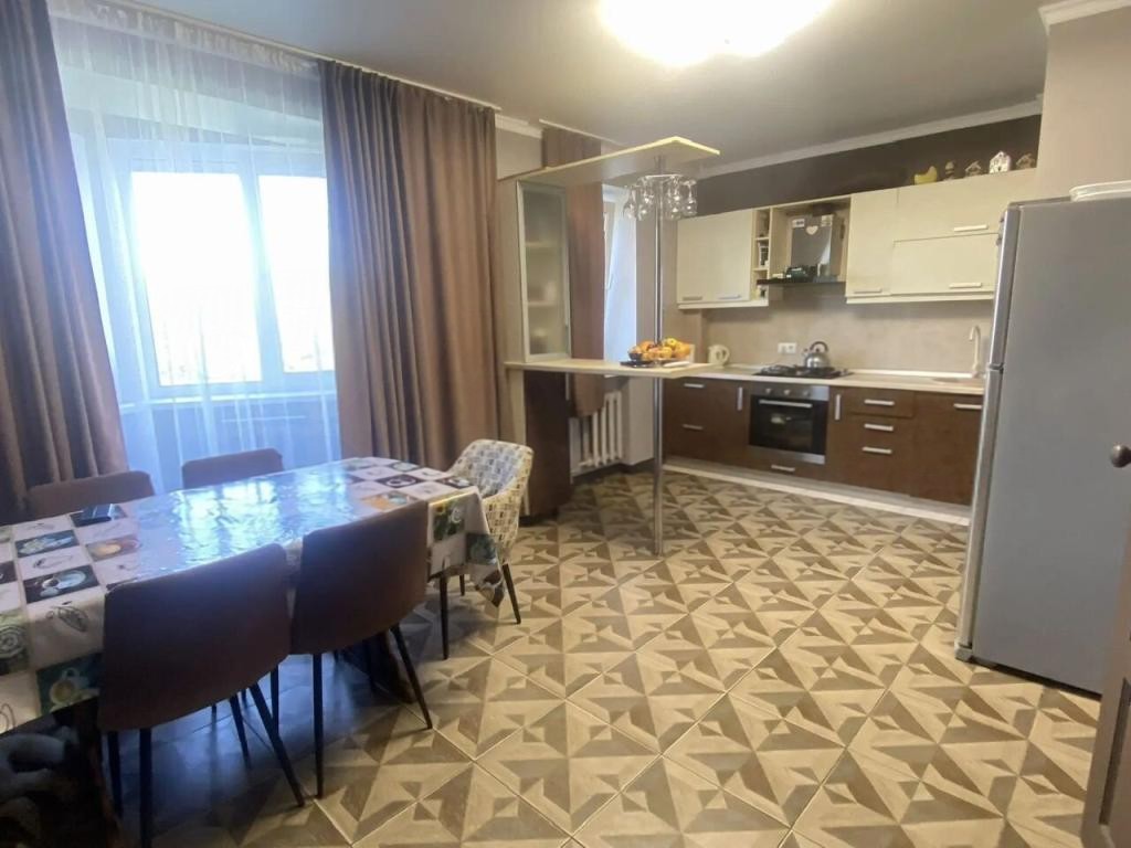3-комн., 90.2 м², 4/6 этаж, Анапа