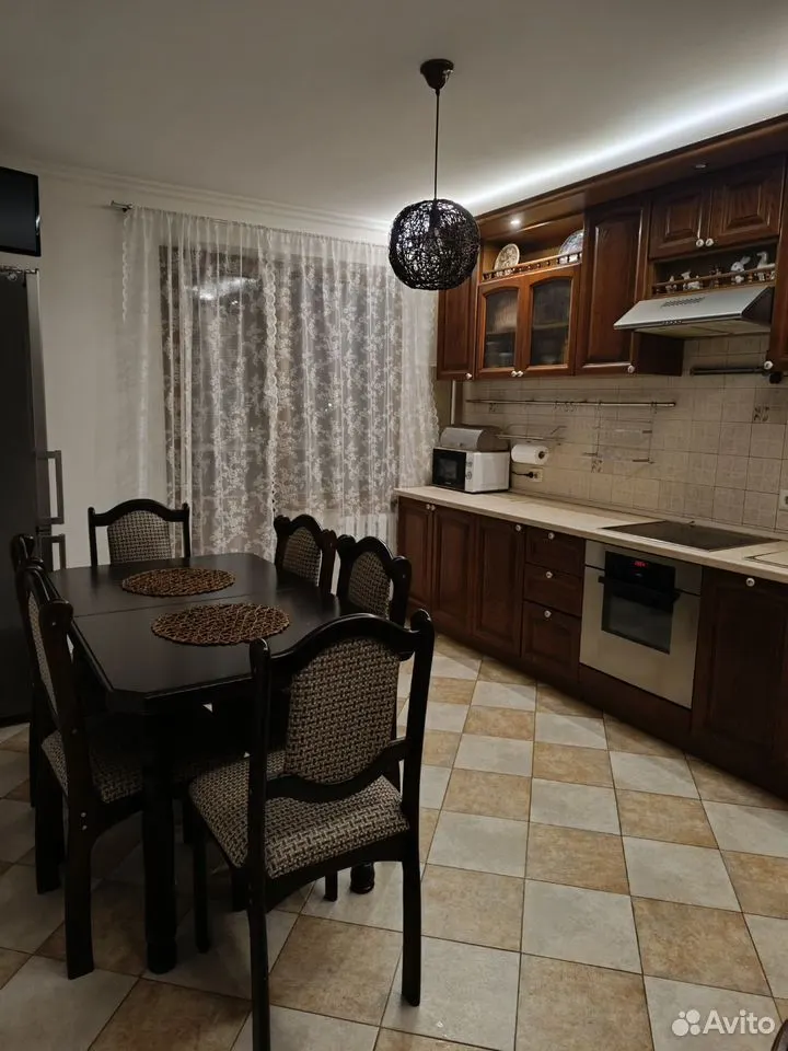2-комн., 60.4 м², 12/13 этаж, мкр-н Юбилейный, ул. Думенко, 33 — фото 2
