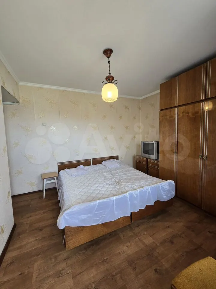 2-комн., 54.1 м², 6/9 этаж, Симферопольская ул., 18 — фото 2
