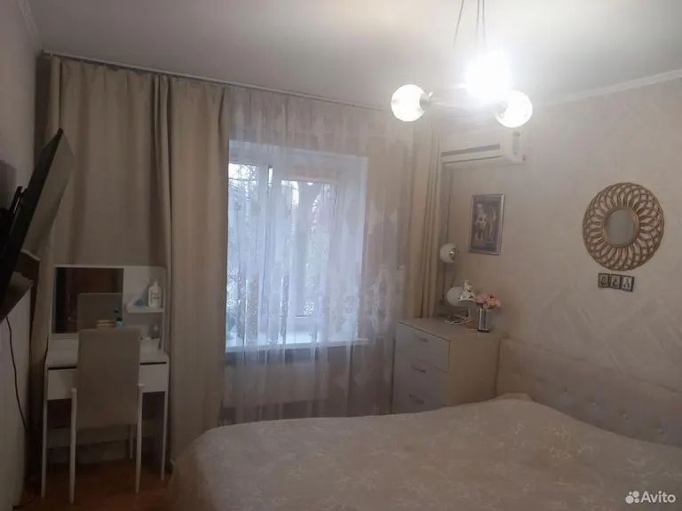 2-комн., 49 м², 1/9 этаж, Центральный внутригородской округ, мкр-н Черёмушки, ул. Вишняковой, 51 — фото 4