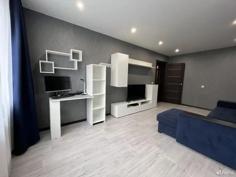 Продается 2-комн. квартира, 54.2 м²