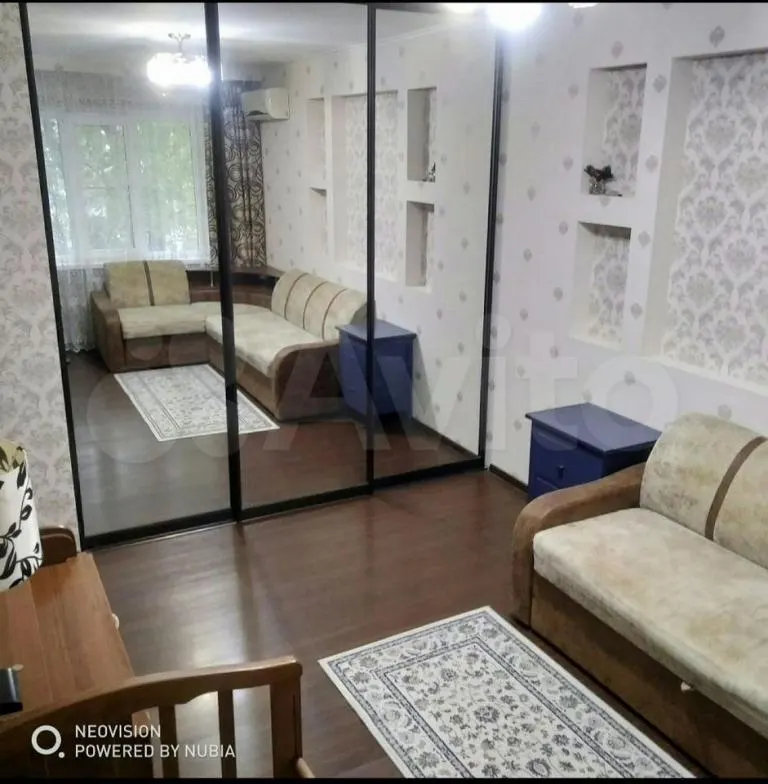 3-комн., 59.7 м², 2/5 этаж, Центральный внутригородской округ, мкр-н Центральный, ул. Братьев Дроздовых, 27 — фото 3