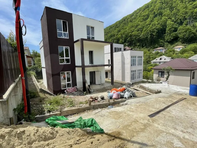4+ комнаты, 221.5 м², г.о. Сочи, с. Барановка (Хостинский район), Черешневый пер., 39/1 — фото 2