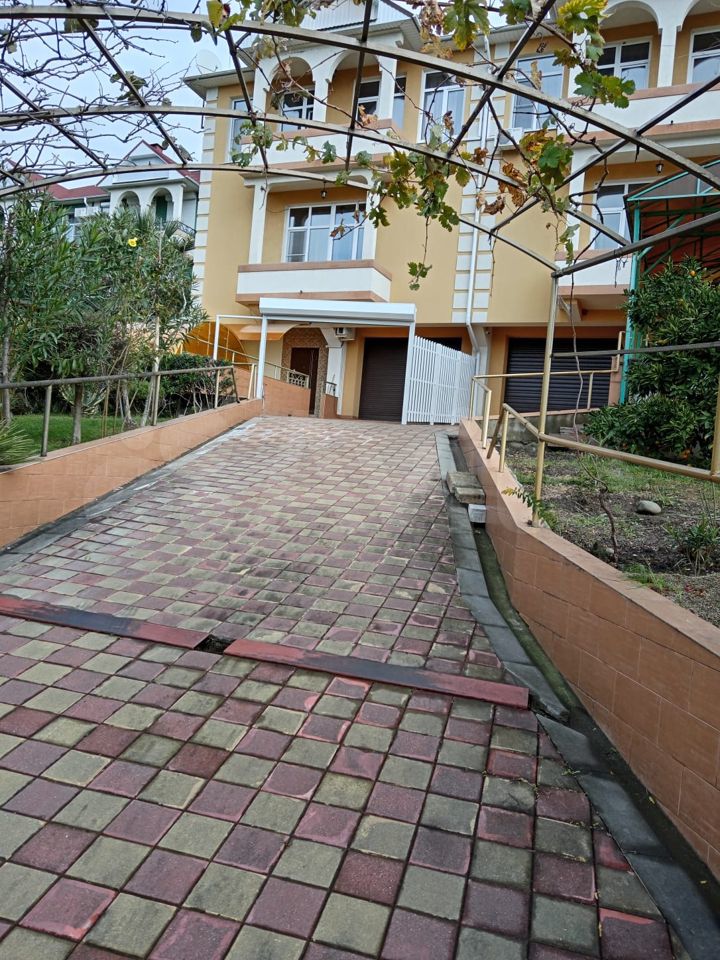 4+ комнаты, 249 м², 1/3 этаж, г Сочи, р-н Хостинский внутригородской, ул Ручей Видный, д 22/4