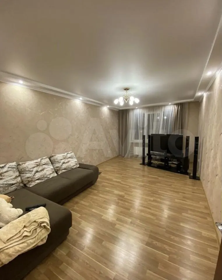 3-комн., 90.9 м², 12/16 этаж, Восточно-Кругликовская ул., 48/2 — фото 3
