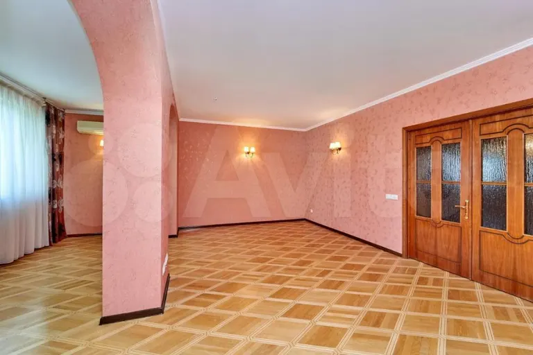 4+ комнаты, 122 м², 9/12 этаж, микрорайон Центральный, Гимназическая ул., 60 р-н Центральный — фото 4