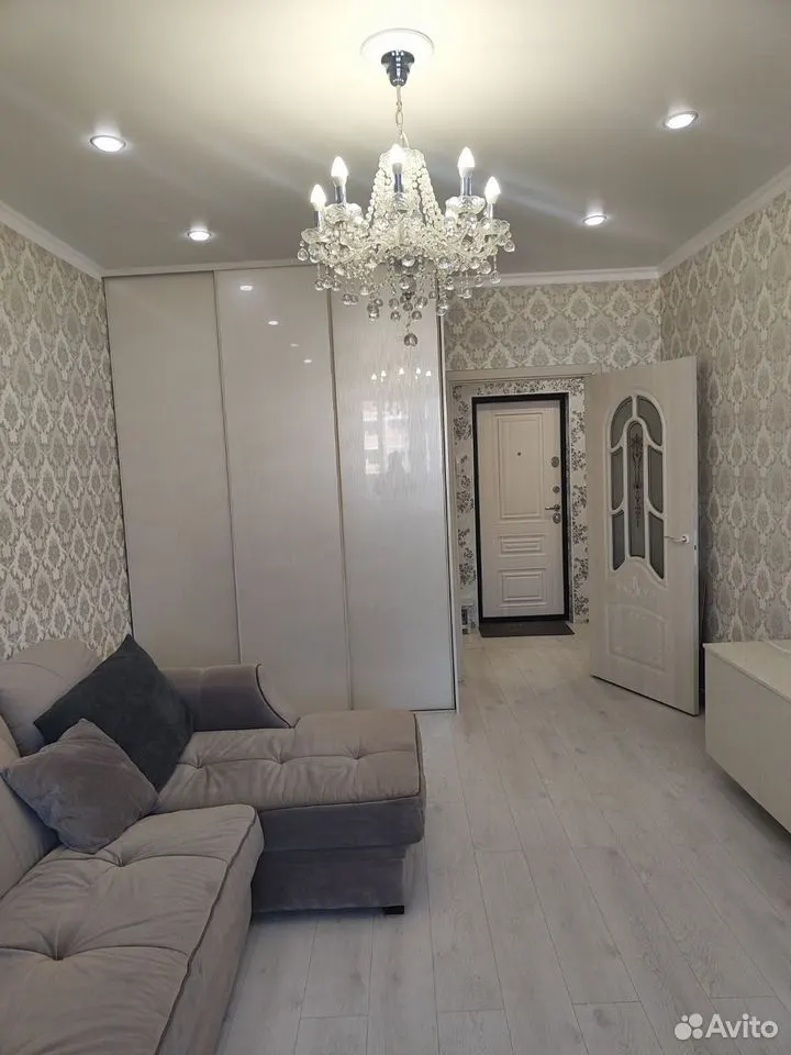 2-комн. квартира, 74 м² — фото 2