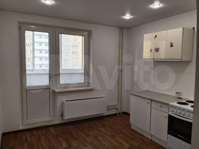 1-комн., 36 м², 5/12 этаж, ул. имени Валерия Гассия, 10 — фото 4
