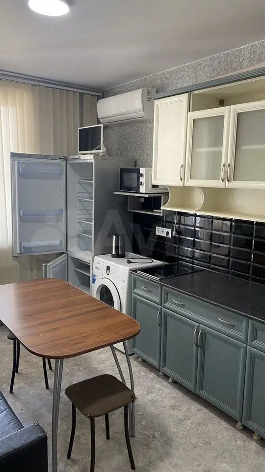 1-комн., 34.7 м², 3/6 этаж, муниципальное образование  пос. Российский, Парижская ул., 5/1 — фото 5