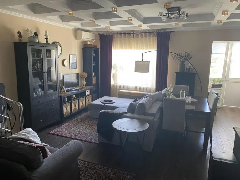 2-комн. квартира, 73.2 м² — фото 2