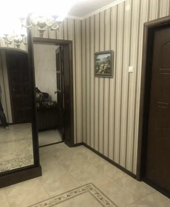2-комн. квартира, 65 м² — фото 2