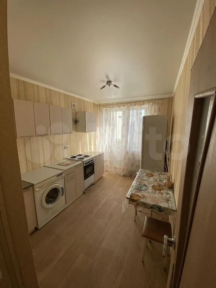 1-комн., 38.8 м², 2/5 этаж, муниципальное образование  пос. Российский, Рымникская ул., 9 — фото 2