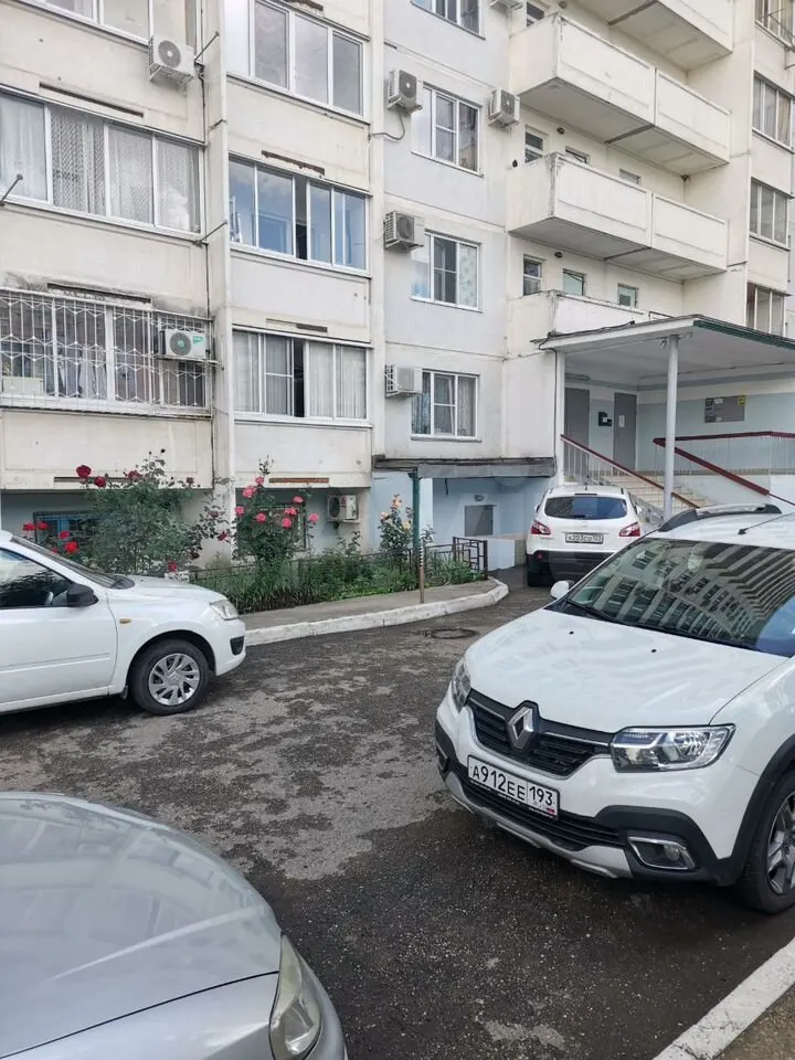 Продается 3-комн. квартира, 91 м² — фото 2