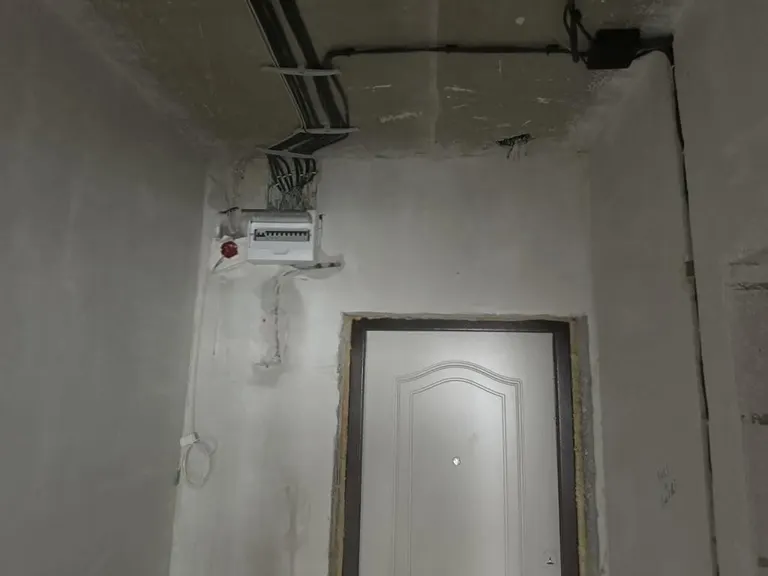 1-комн., 35.8 м², 4/8 этаж, ЖК «Краски» — фото 2
