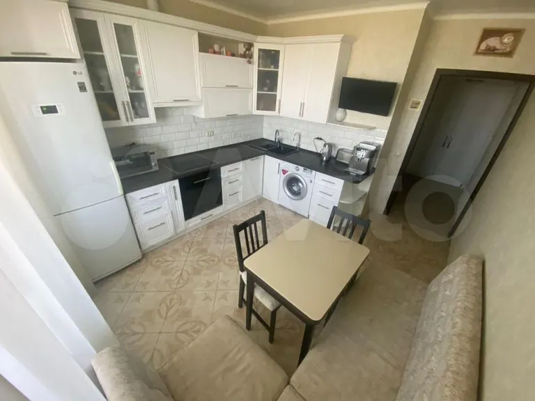 Продается 2-комн. квартира, 62.4 м²