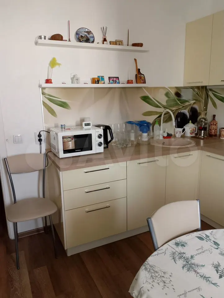 2-комн., 57 м², 12/16 этаж, мкр-н Краевая Клиническая Больница — фото 2