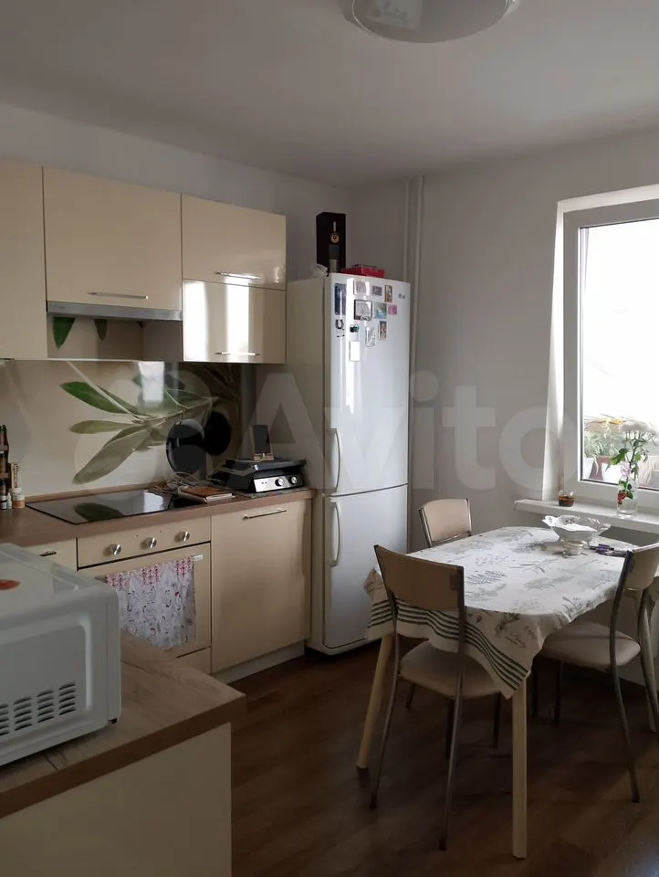 2-комн., 57 м², 12/16 этаж, мкр-н Краевая Клиническая Больница — фото 4