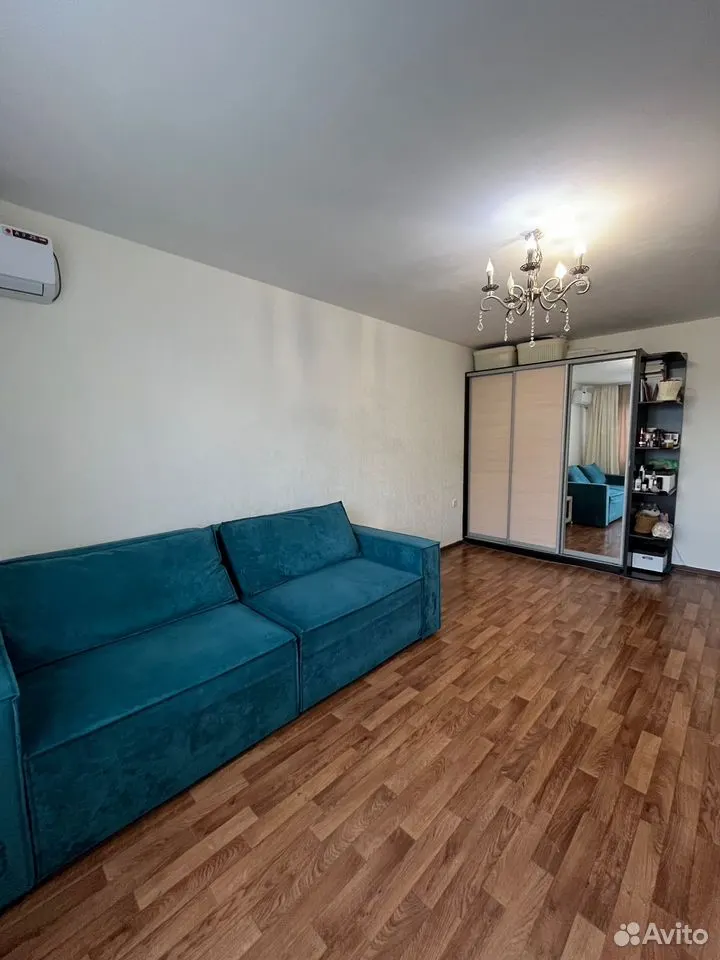 1-комн., 37.5 м², 8/16 этаж, ул. Героев-Разведчиков, 24 — фото 2