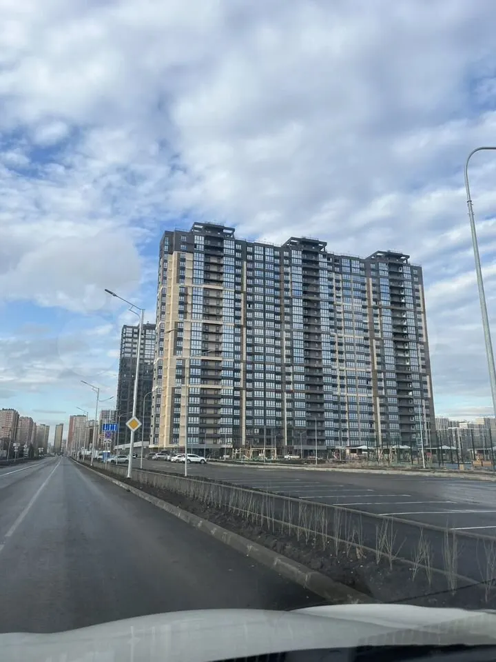 Продается 1-комн. квартира, 40.7 м² — фото 2