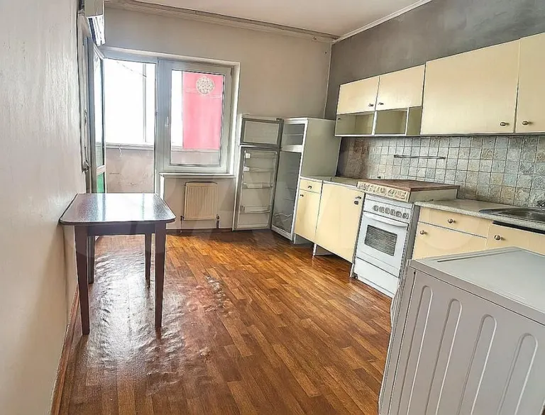 Продается 2-комн. квартира, 52.7 м²