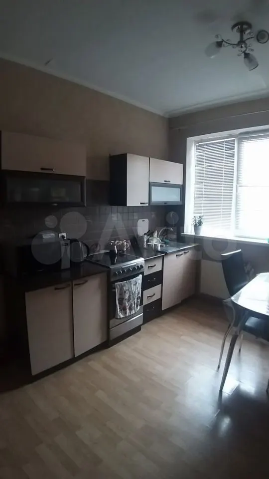 1-комн., 37 м², 3/4 этаж, Центральный внутригородской округ, мкр-н Дубинка, Угольный пер., 6 — фото 2