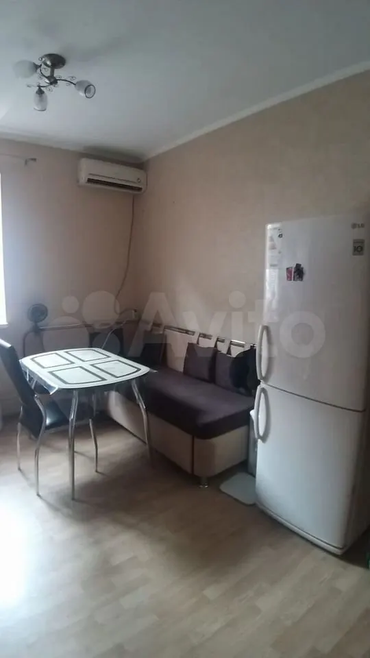 1-комн., 37 м², 3/4 этаж, Центральный внутригородской округ, мкр-н Дубинка, Угольный пер., 6 — фото 5