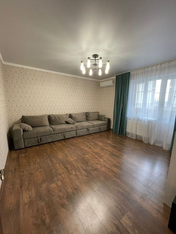 2-комн., 56 м², 1/3 этаж, ЖК «Россинский» — фото 2