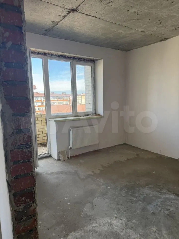 1-комн., 33.4 м², 6/6 этаж, муниципальное образование  пос. Российский, ул. Куликова Поля, 23 — фото 2