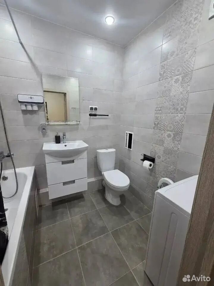 1-комн., 50 м², 2/17 этаж, г Краснодар, ул им. лётчика Позднякова, д 2 к 11 — фото 3
