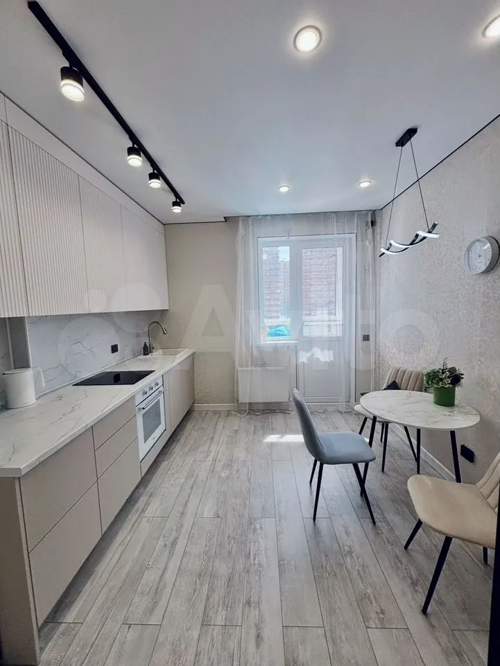 Продается 2-комн. квартира, 42 м² — фото 2