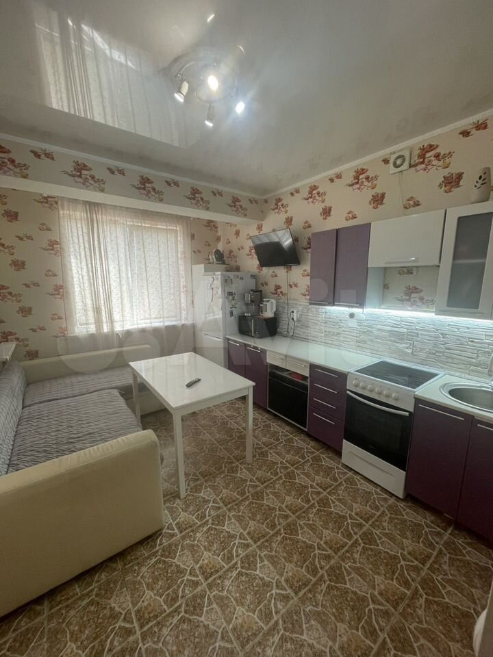 1-комн., 32.2 м², 6/7 этаж, Российская ул., 267/6