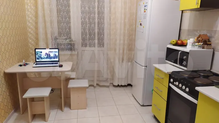 Продается 2-комн. квартира, 60.5 м²
