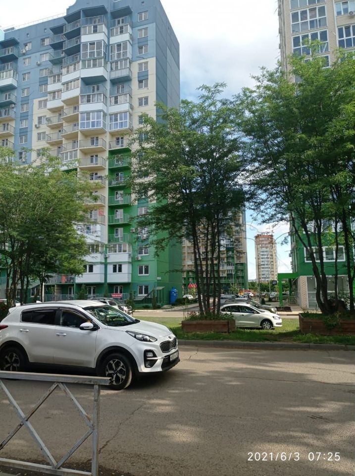 2-комн. квартира, 72 м² — фото 3