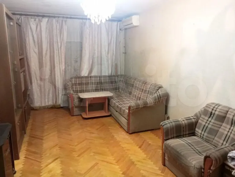 2-комн., 53 м², 3/9 этаж, ул. имени Дзержинского, 203 — фото 3